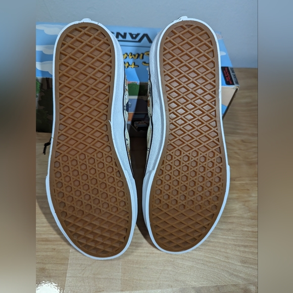 Vans Junior Classic Slip-On The Simpsons Family Pets Sneakers Size 6.5 J - Picture 4 of 17